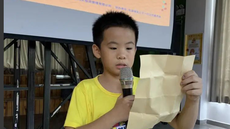 成為創(chuàng)玩無界的小設(shè)計(jì)師！“順江社區(qū)2020青少年敢創(chuàng)夏令營(yíng)”完滿結(jié)營(yíng)