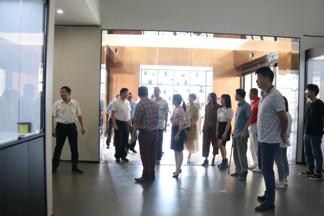 喜訊！中部教裝城喜迎一國內知名設計大咖入駐，他是誰？