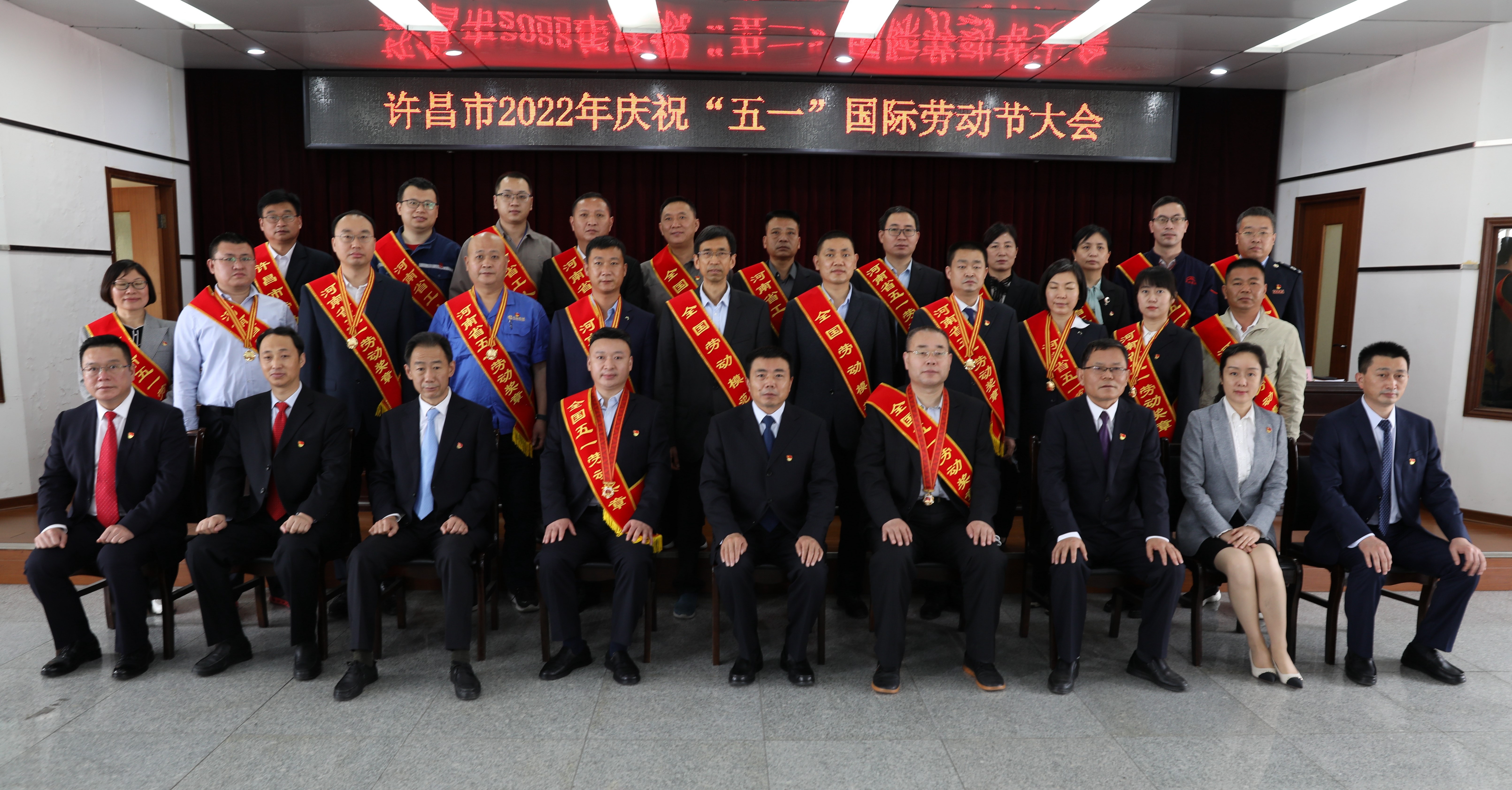 “2021年文化產(chǎn)業(yè)十大關(guān)鍵詞”及“2022年文化產(chǎn)業(yè)趨勢預(yù)測”