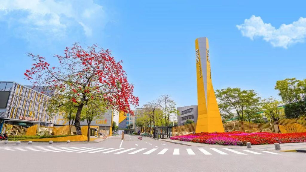 佛山市委書記唐屹峰到廣東工業(yè)設(shè)計(jì)城調(diào)研：以科技創(chuàng)新塑造高質(zhì)量發(fā)展新優(yōu)勢
