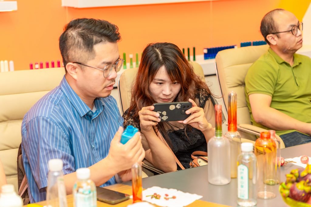 設(shè)計(jì)賦能 | 賦能桂商發(fā)展，順德設(shè)計(jì)鏈動(dòng)產(chǎn)業(yè)首場(chǎng)活動(dòng)舉行